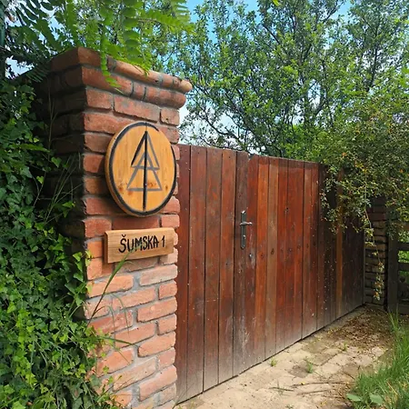 Gazde/Camere de închiriat Sumska 1 - Fruska Gora *